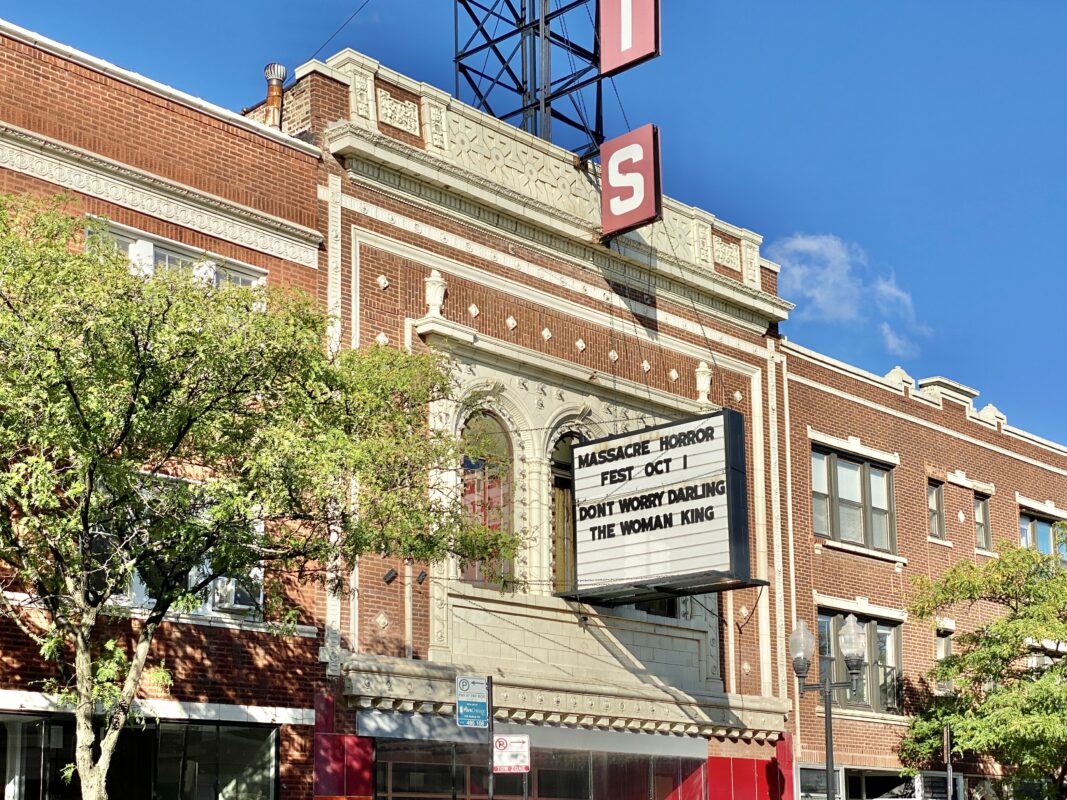 Featured image for Lincoln Square Theater: A Gem of Beauty and the Bizarre